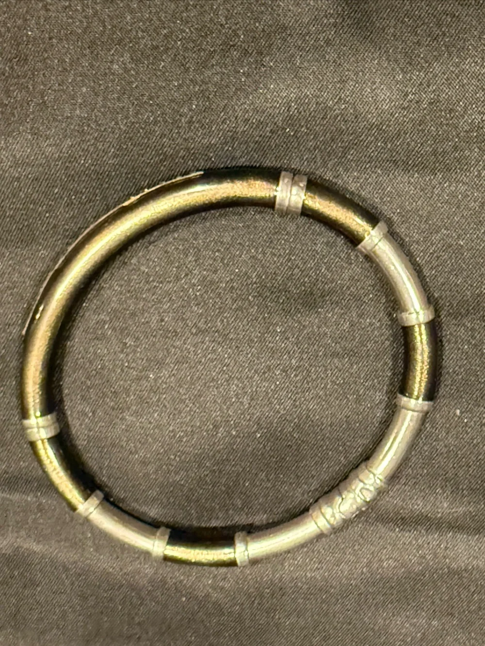 Vintage Style Dark Gray Resin Silver Crystal Inlay Open Bangle Bracelet